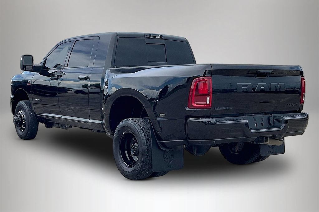 Used 2025 RAM 3500 Laramie w/ Night Edition AWD/4WD image 4