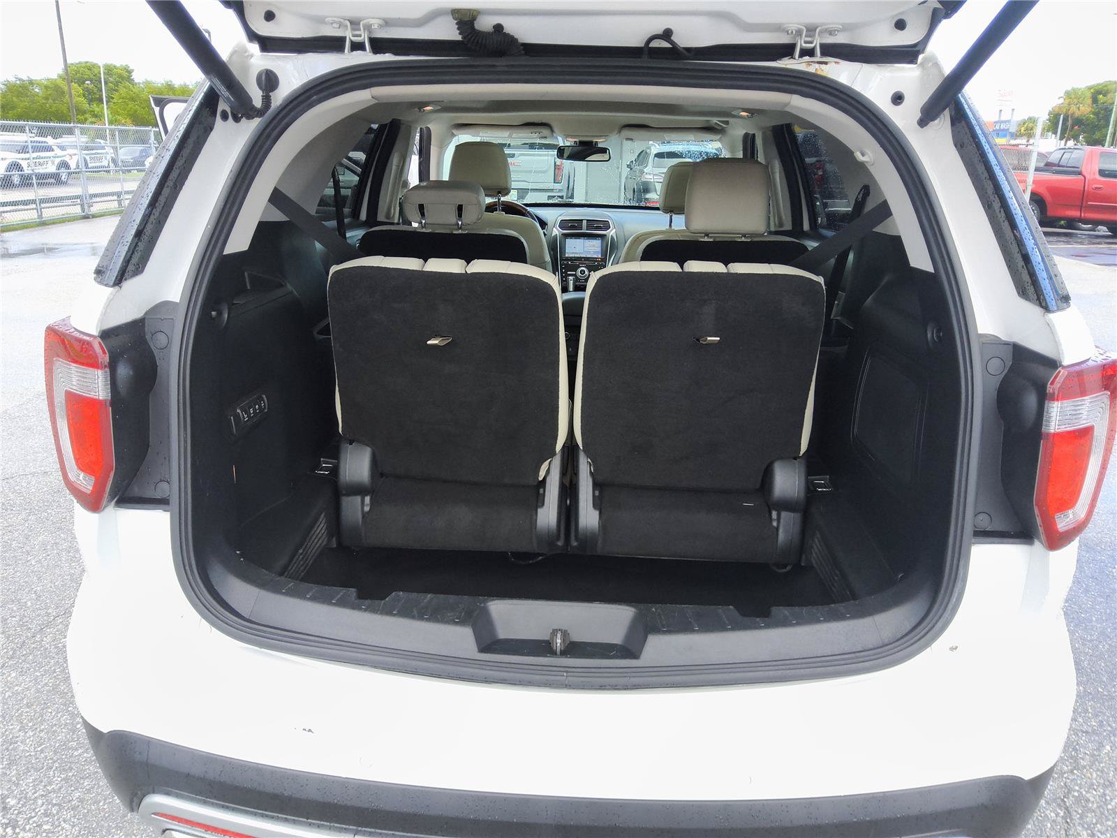Certified 2017 Ford Explorer Platinum AWD/4WD image 22