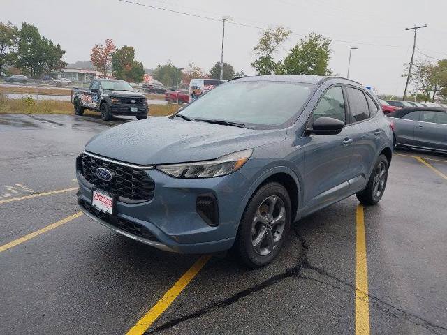 Certified 2024 Ford Escape ST-Line AWD/4WD image 4