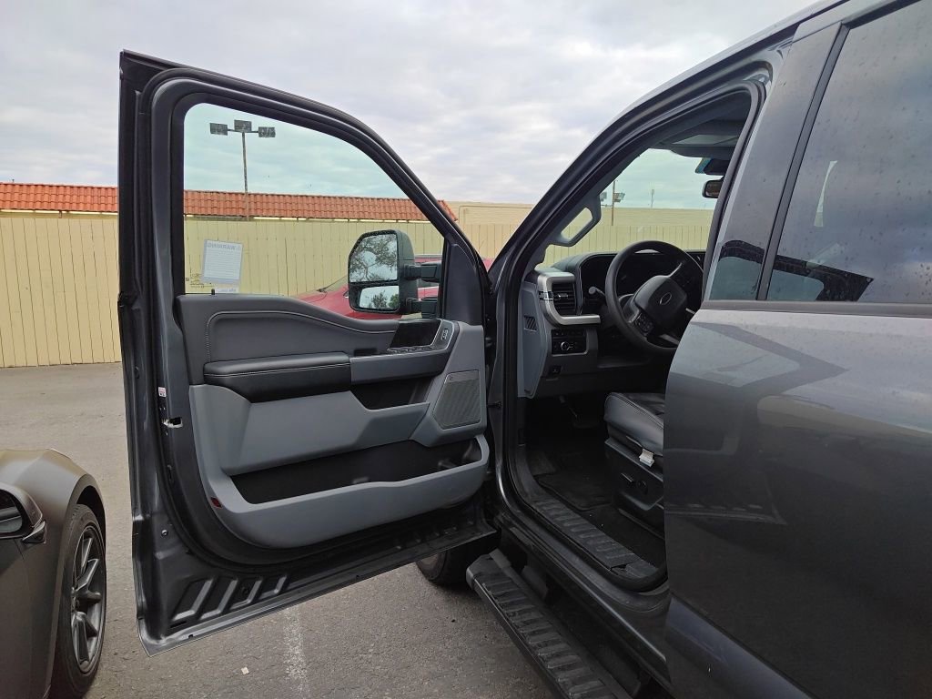 Certified 2023 Ford F350 XLT w/ Black Appearance Package AWD/4WD image 6