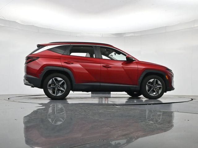 Used 2025 Hyundai Tucson SEL FWD image 32