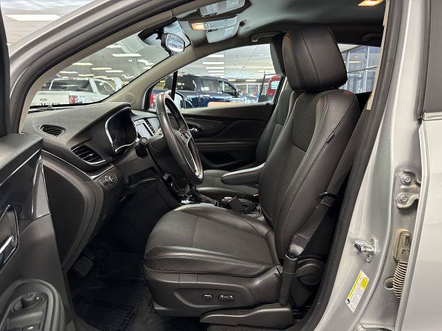Used 2022 Buick Encore Preferred w/ Safety Package AWD/4WD image 14