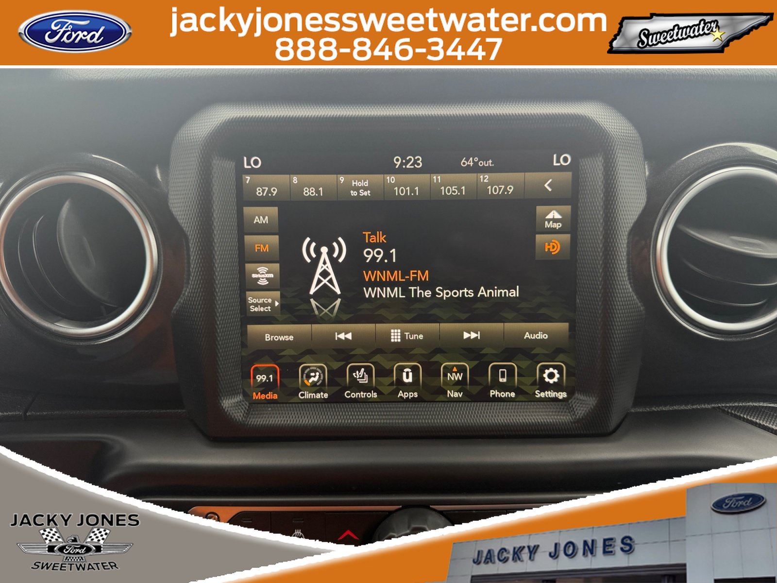 Used 2023 Jeep Wrangler Unlimited Rubicon 392 AWD/4WD image 21