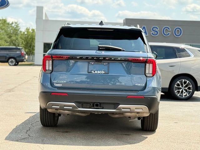 Certified 2025 Ford Explorer Active w/ Active Comfort Package AWD/4WD image 37
