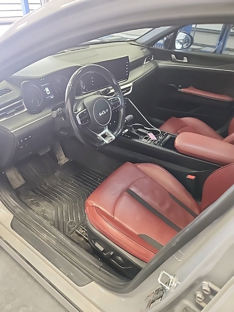 Used 2022 Kia K5 GT-Line w/ GT-Line Awd Premium Package image 4