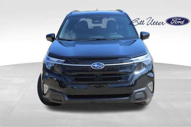 Used 2025 Subaru Forester Touring w/ Popular Package - Touring image 8