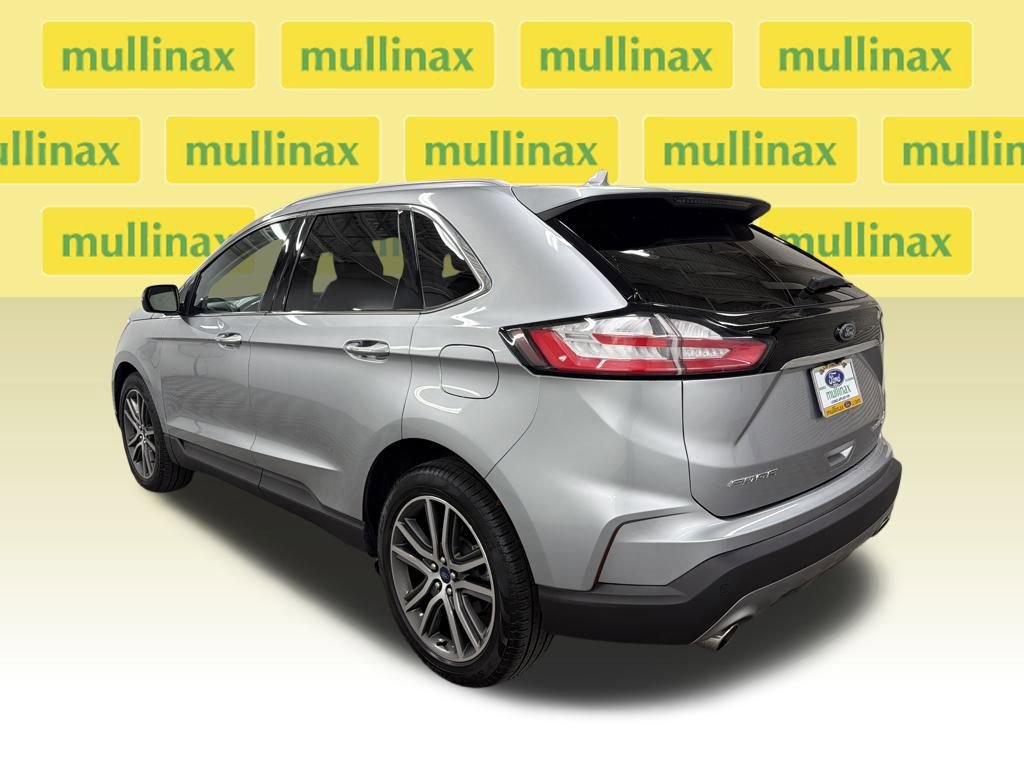 Certified 2020 Ford Edge Titanium image 3