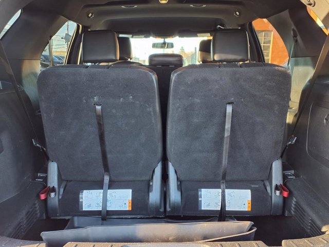 Certified 2018 Ford Explorer XLT w/ Equipment Group 202A image 23