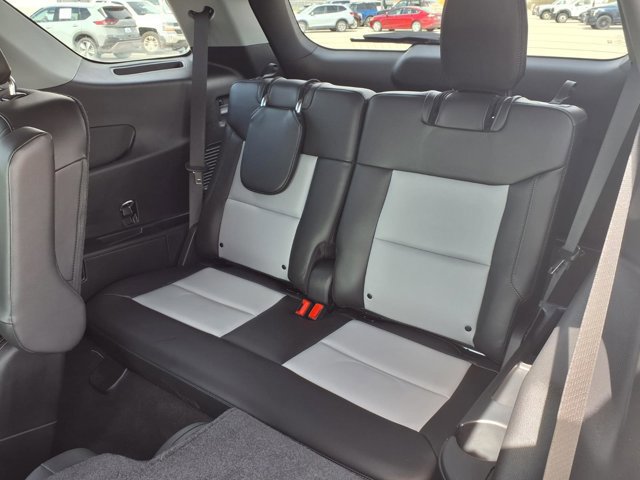 Certified 2023 Ford Explorer XLT w/ Equipment Group 202A image 28