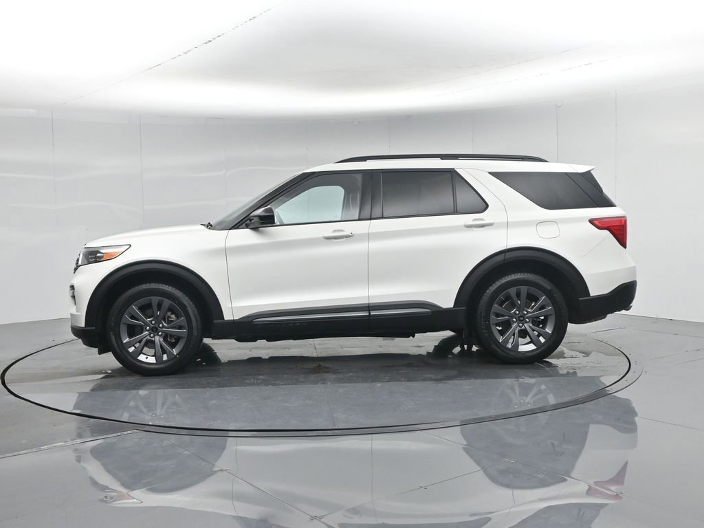 Certified 2023 Ford Explorer XLT w/ Equipment Group 202A image 21