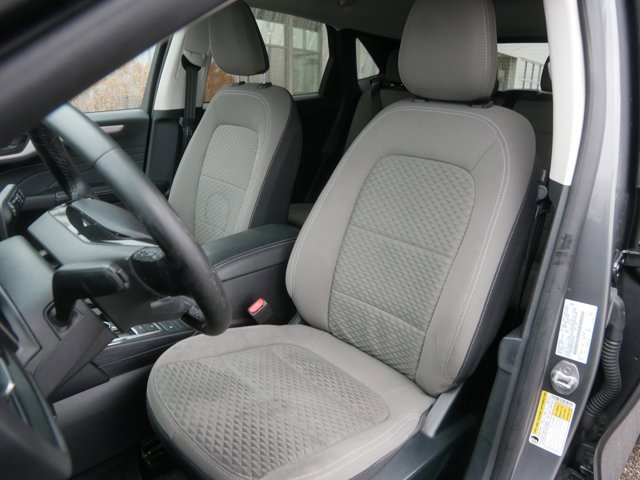 Certified 2022 Ford Escape SE w/ SE Sport Appearance Package image 10