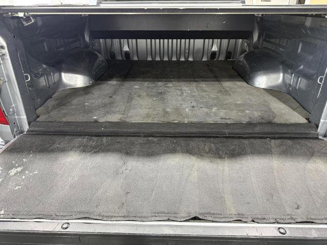 Used 2020 Toyota Tundra SR5 w/ SR5 Upgrade Package AWD/4WD image 32