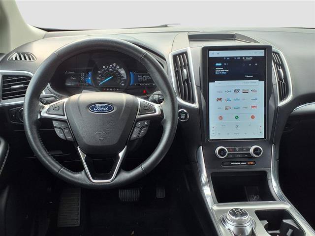 Certified 2024 Ford Edge Titanium AWD/4WD image 5