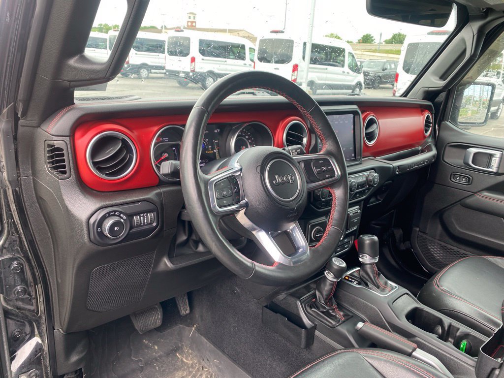 Used 2022 Jeep Wrangler Unlimited Rubicon w/ LED Lighting Group AWD/4WD image 12