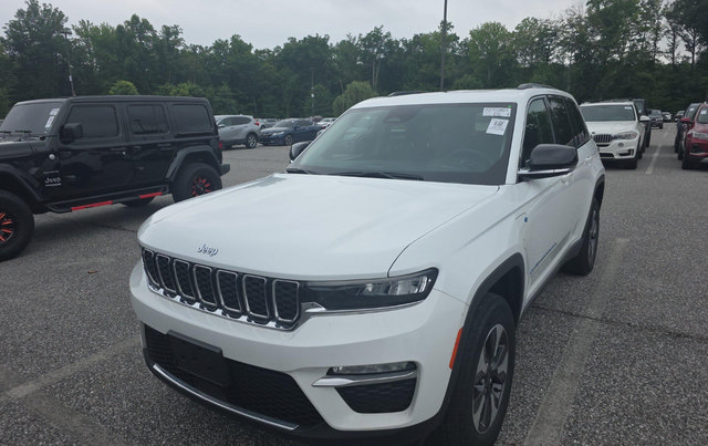 Used 2022 Jeep Grand Cherokee Limited 4xe AWD/4WD image 1
