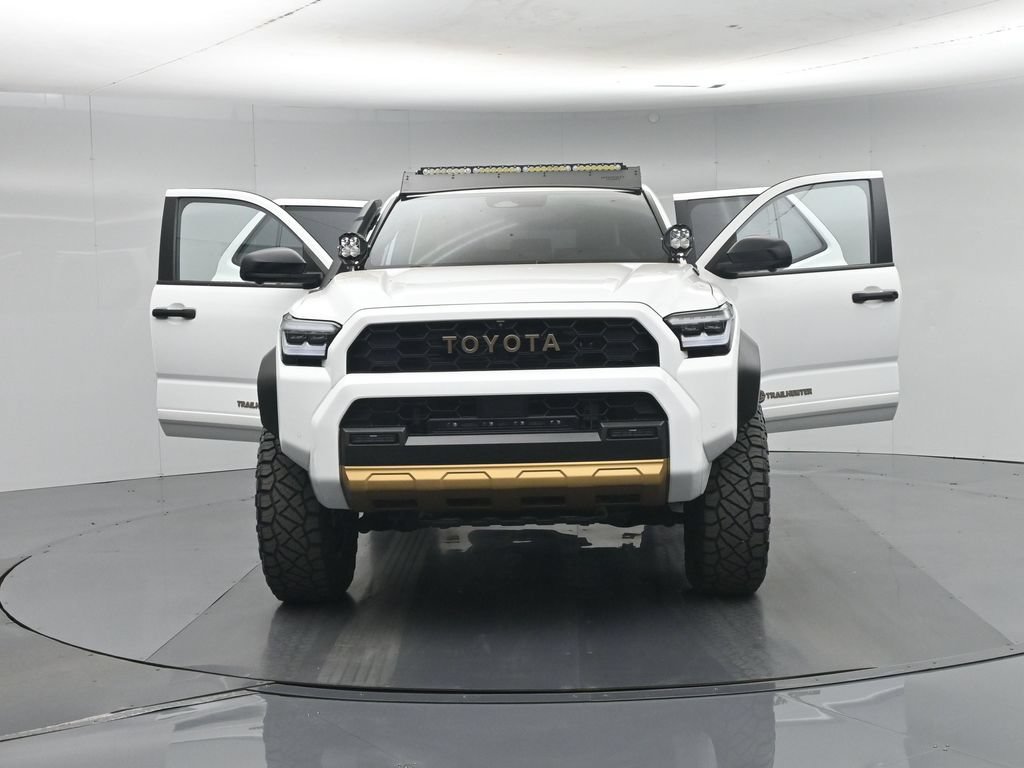 Used 2025 Toyota 4Runner Trailhunter AWD/4WD image 37