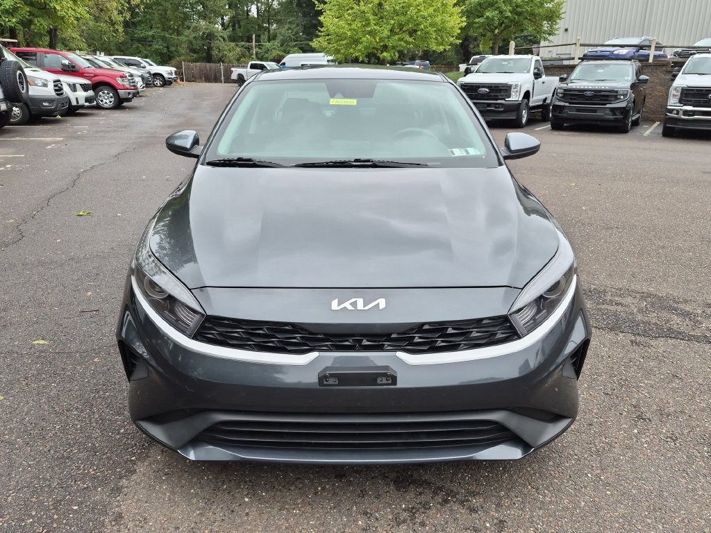 Used 2024 Kia Forte LXS FWD image 4