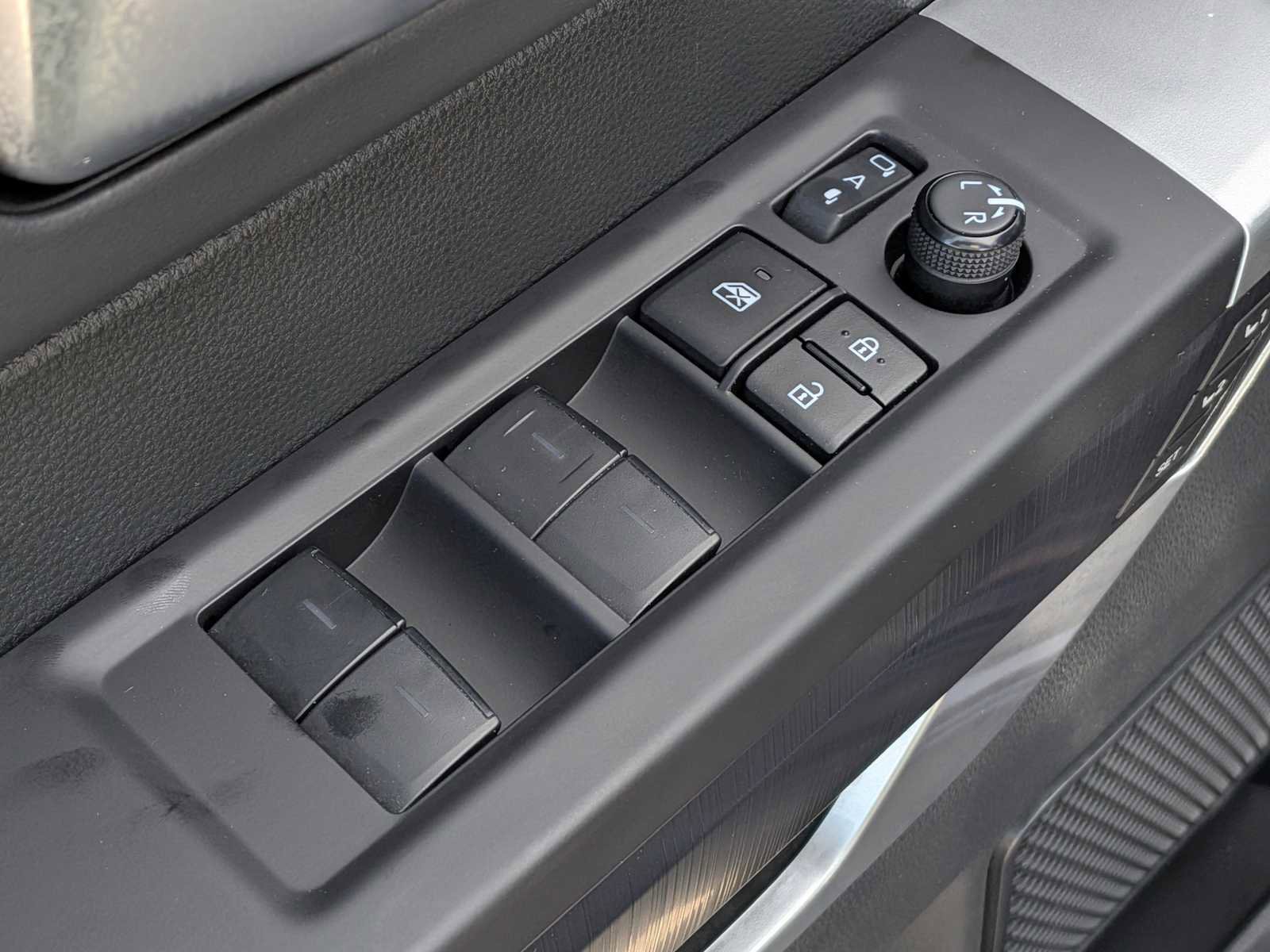 Used 2024 Toyota Tundra Platinum w/ TRD Off-Road Package image 20