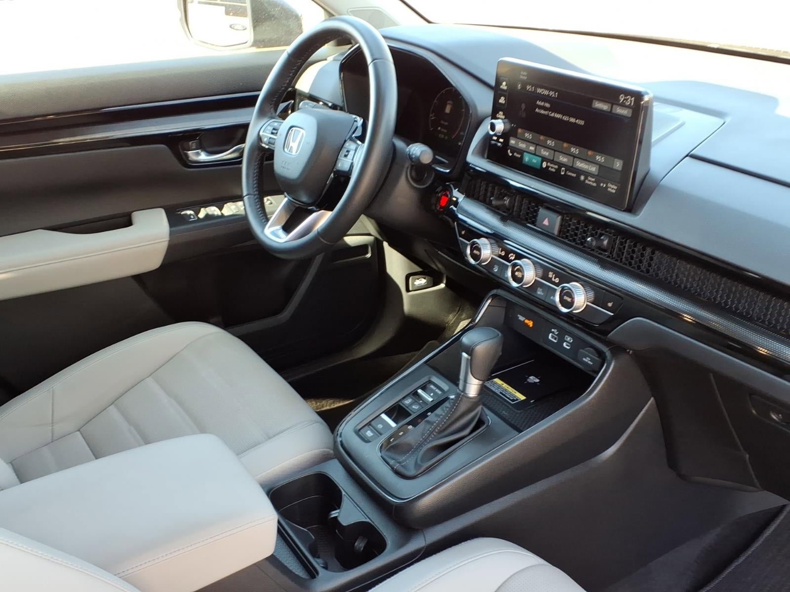 Used 2025 Honda CR-V EX-L image 10