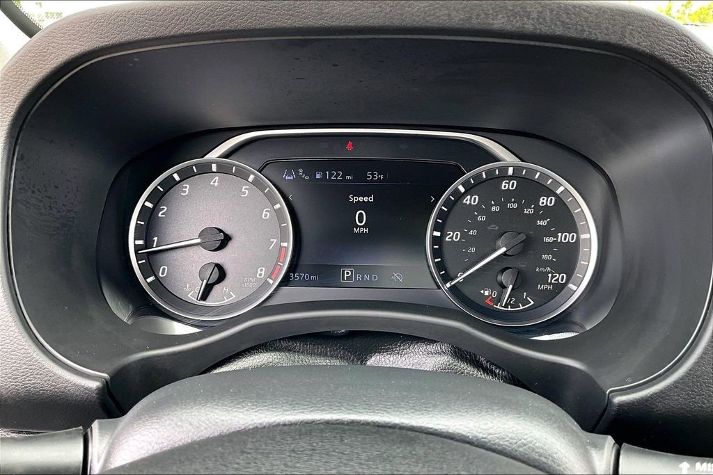Used 2025 Nissan Frontier SV RWD image 21