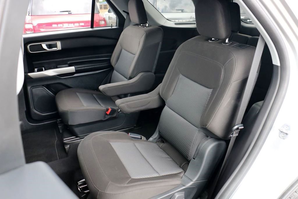 Certified 2022 Ford Explorer XLT image 19