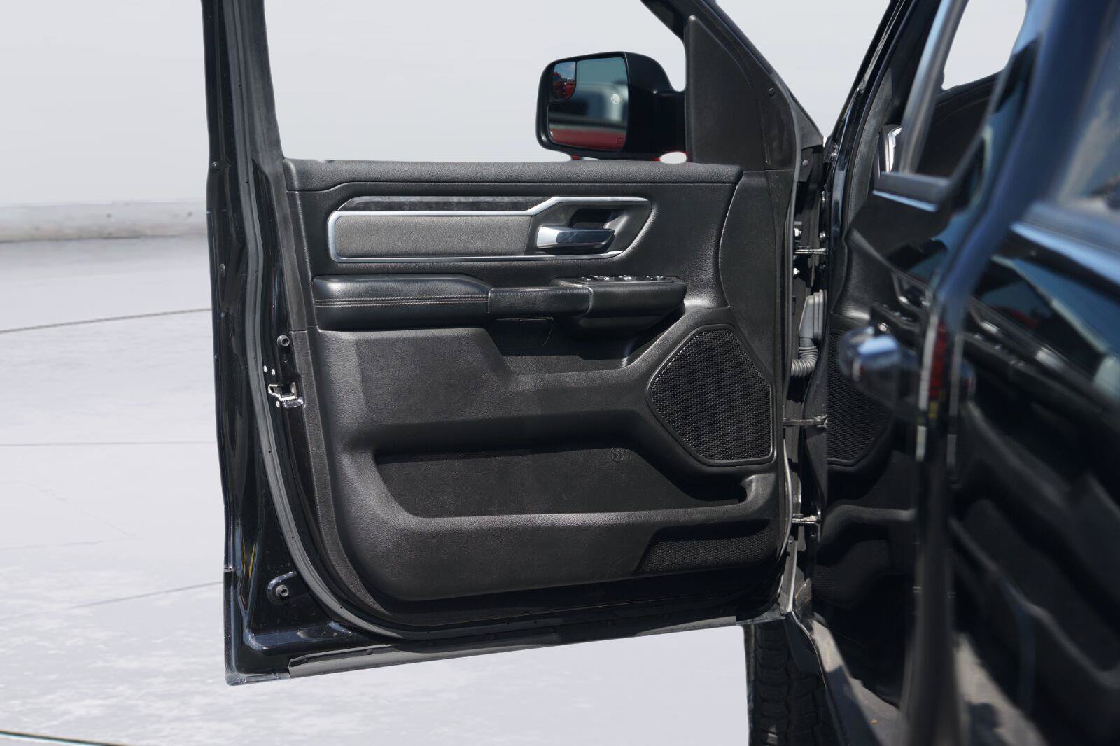 Used 2019 RAM 1500 Big Horn AWD/4WD image 30