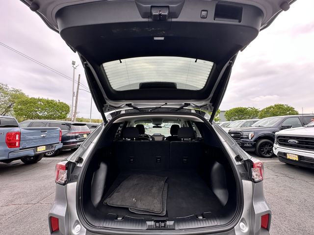 Certified 2022 Ford Escape SE w/ Convenience Package image 40