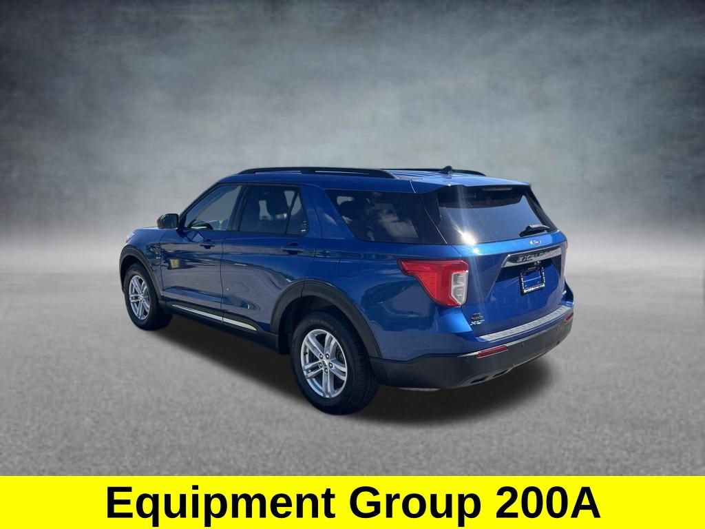 Certified 2022 Ford Explorer XLT AWD/4WD image 3