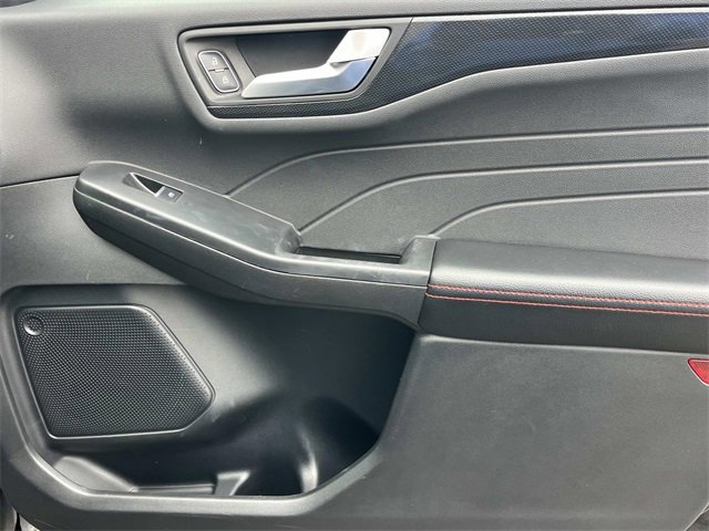 Certified 2025 Ford Escape ST-Line image 20
