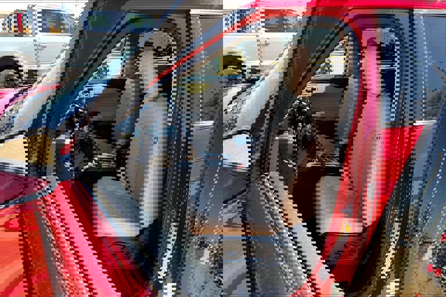 Certified 2023 Ford Explorer Limited image 8