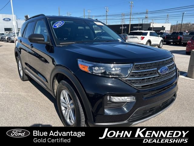 Certified 2023 Ford Explorer XLT w/ Equipment Group 202A image 4