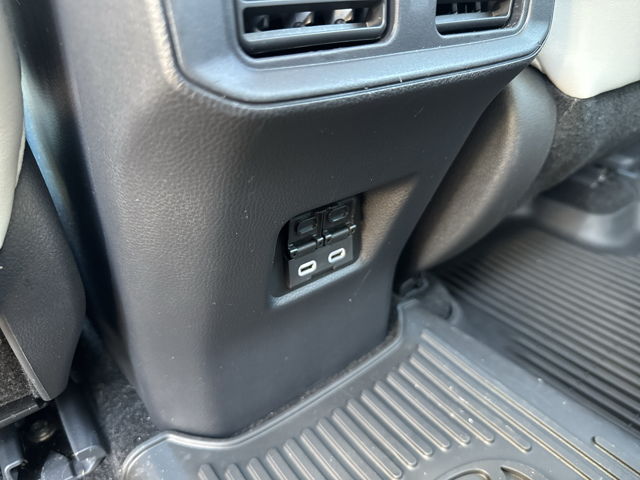 Used 2025 Toyota RAV4 XLE Premium w/ Weather Package AWD/4WD image 22
