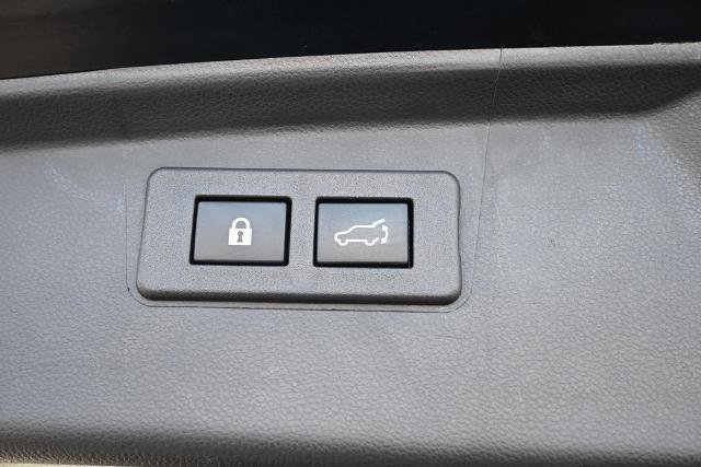 Used 2024 Subaru Outback Premium image 13