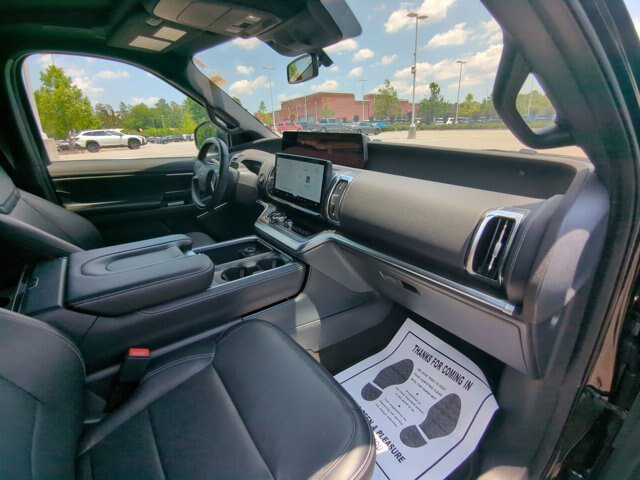 Certified 2025 Ford Expedition Platinum w/ Stealth Performance Package AWD/4WD image 28