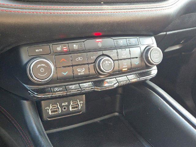 Used 2023 Dodge Durango GT image 26