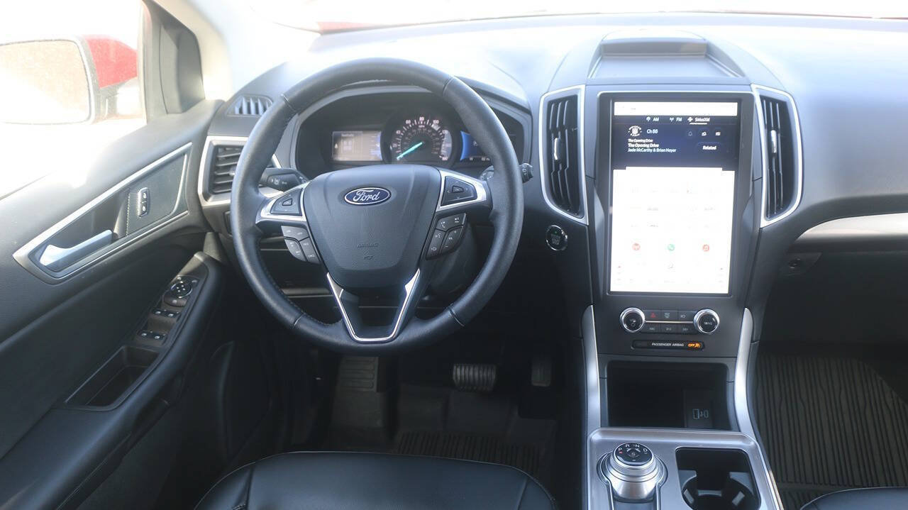 Certified 2024 Ford Edge SEL w/ Convenience Package AWD/4WD image 16