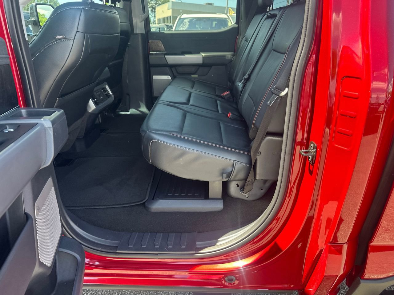 Certified 2024 Ford F350 Lariat w/ FX4 Off-Road Package image 22