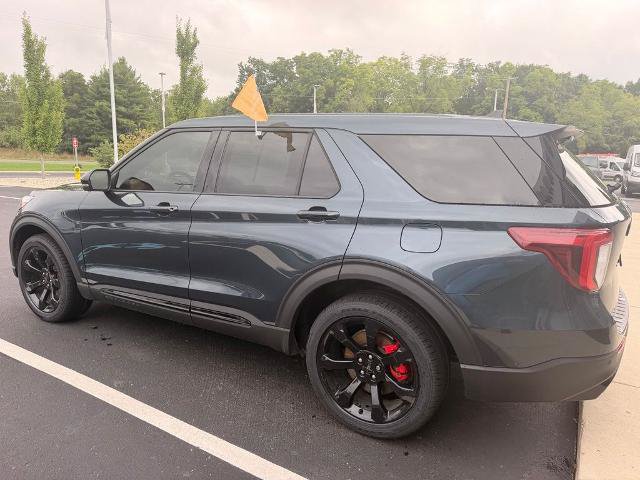 Certified 2022 Ford Explorer ST w/ Equipment Group 401A AWD/4WD image 10