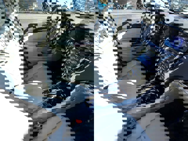 Used 2017 Acura TLX V6 image 25