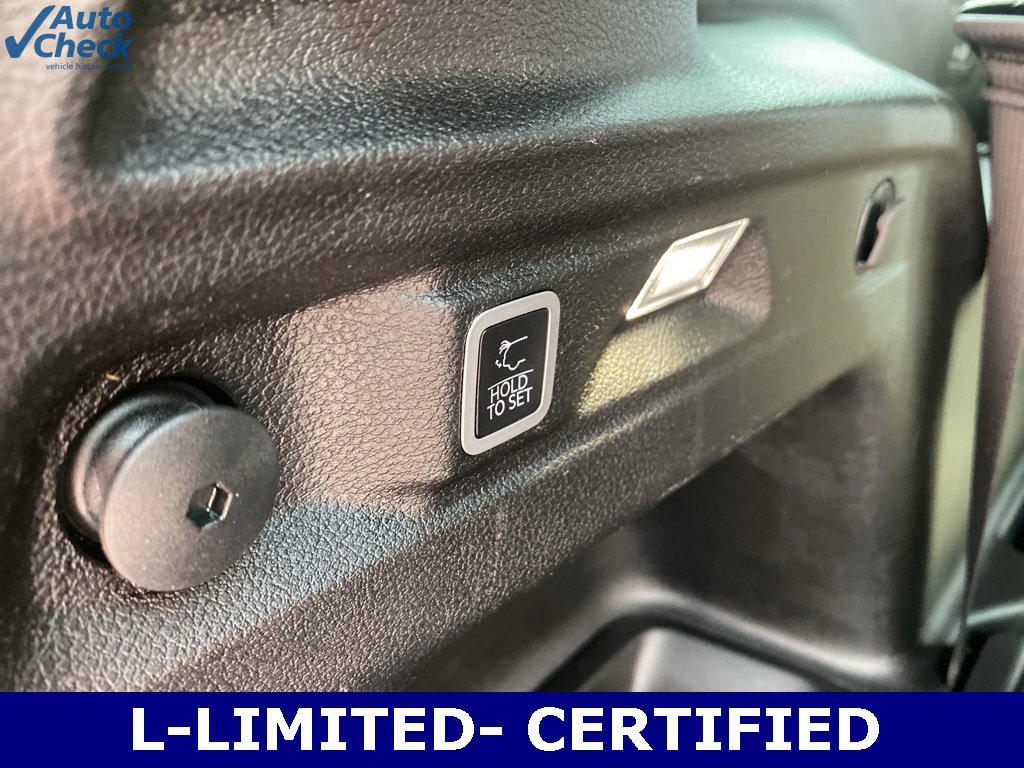 Used 2023 Jeep Grand Cherokee L Limited w/ Luxury Tech Group II image 16