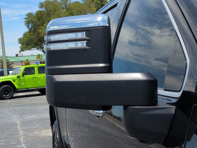 Used 2024 GMC Sierra 2500 Denali Ultimate AWD/4WD image 12