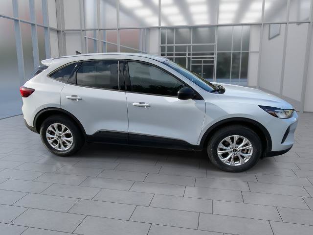 Certified 2025 Ford Escape Active AWD/4WD image 9