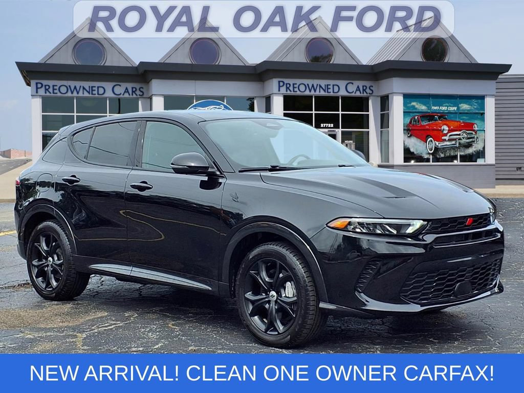 Used 2024 Dodge Hornet R/T Plus w/ R/T Blacktop Package AWD/4WD image 1