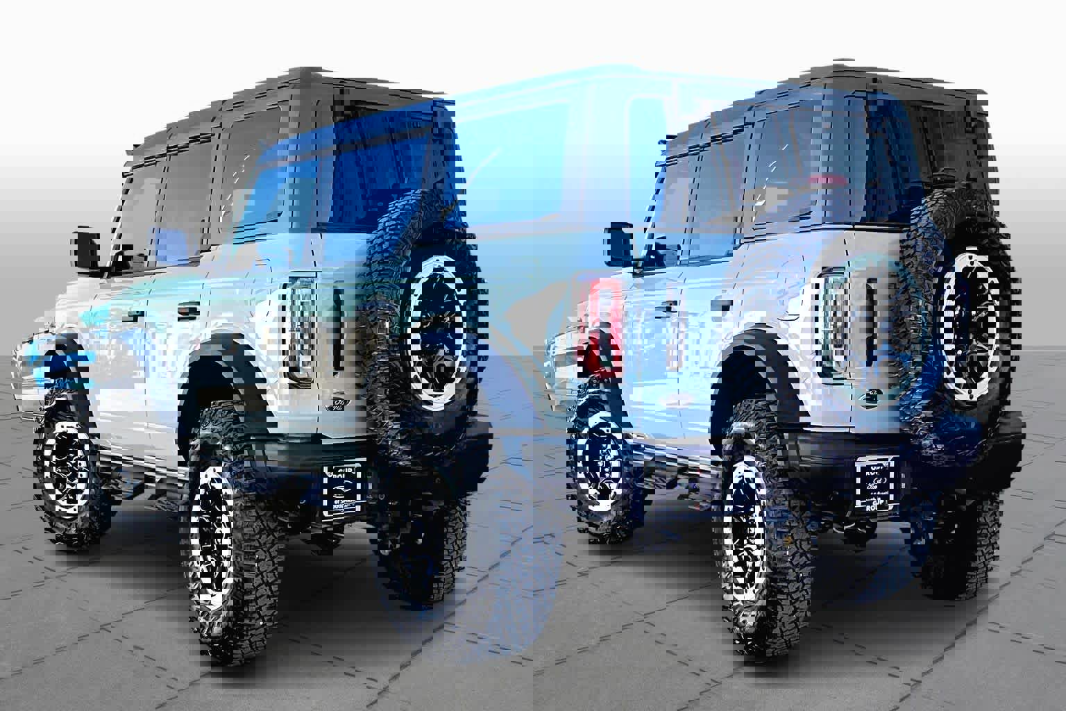 Certified 2024 Ford Bronco Badlands w/ Sasquatch Package image 4