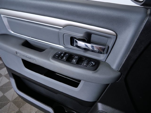 Used 2019 RAM 1500 Warlock AWD/4WD image 22