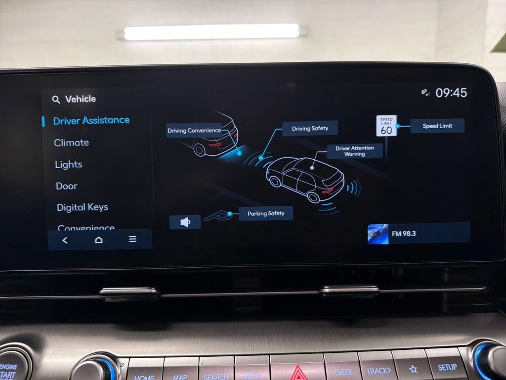 Used 2025 Hyundai Kona SEL image 30