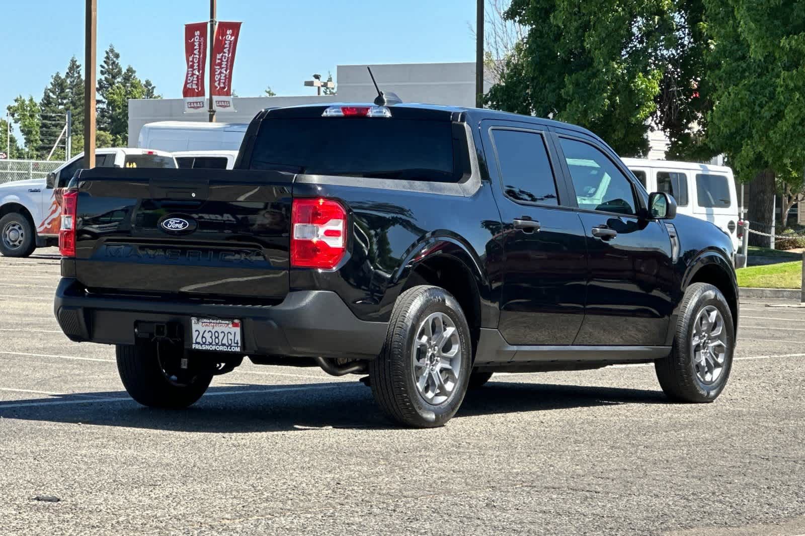 Certified 2025 Ford Maverick XLT FWD image 2