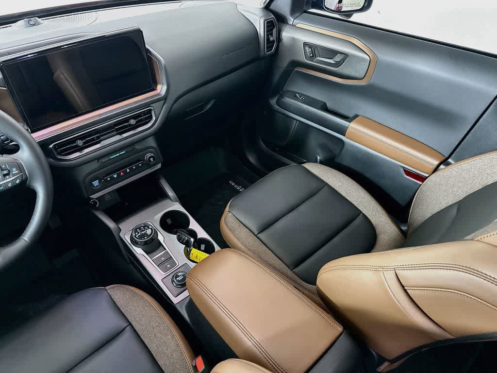 Certified 2025 Ford Bronco Sport Outer Banks w/ Outer Banks Tech Package+ AWD/4WD image 11