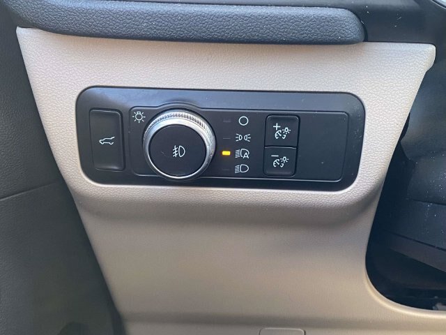 Certified 2020 Ford Escape Titanium AWD/4WD image 20