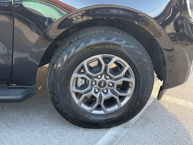 Certified 2025 Ford Expedition Active RWD image 9